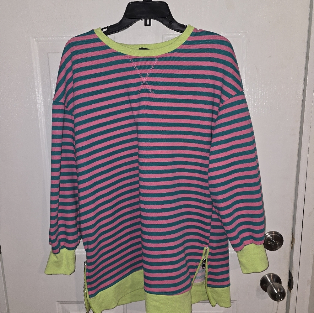 Free PEOPLE INSPIRED TOP SZ L